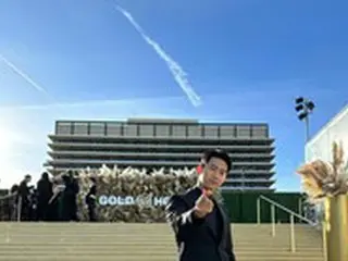 「2PM」テギョン、米「Gold Gala」で見せたスーツ姿…思わず見とれるスタイルの良さ