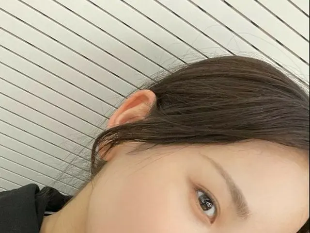 「NiziU」MAKO、親知らずを抜いたことを報告「1日で4本…やばいよね」（画像提供:wowkorea）