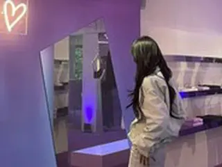 歌手イ・ヒョリ（Fin.K.L.）、脚線美も20代のまま…ミニスカートが似合う”ナンバーワン”
