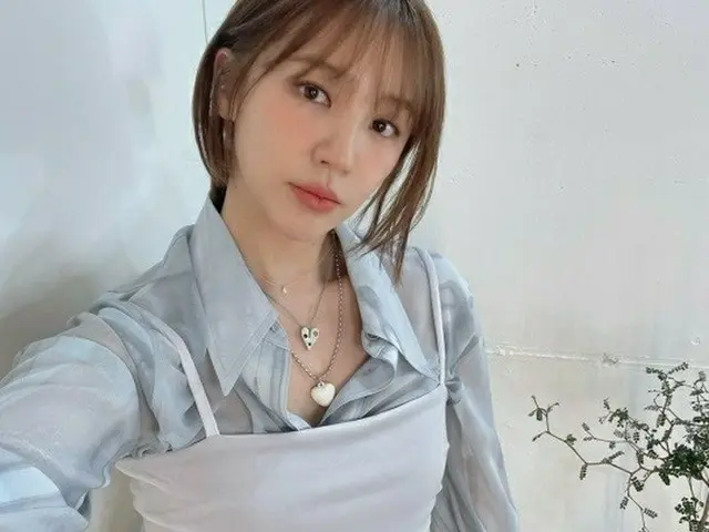 女優ユン・ウネ、ダイエット効果？…ほっそりとした腕で清純美放つ（画像提供:wowkorea）