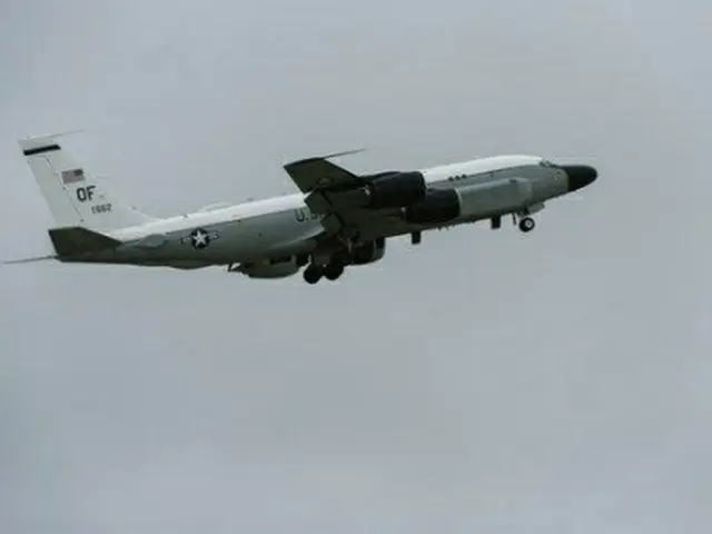 偵察機RC135S（米空軍提供）＝（聯合ニュース）≪転載・転用禁止≫