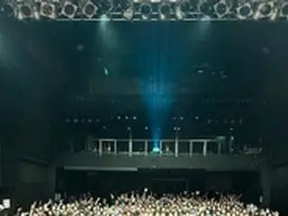 チャン・グンソク率いる「Chimiro（チミロ）」、ファンとの記念写真公開…”残るのは写真だけ！”