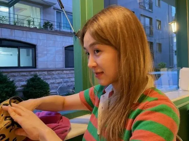 オク・ジュヒョンが彼女風の写真のお手本を見せてくれた（画像提供:wowkorea）