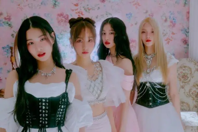 “K-POPガールズグループ最高順位達成”「FIFTY FIFTY」、「Cupid」が英シングルチャートで11位…9週連続ランクイン（画像提供:wowkorea）