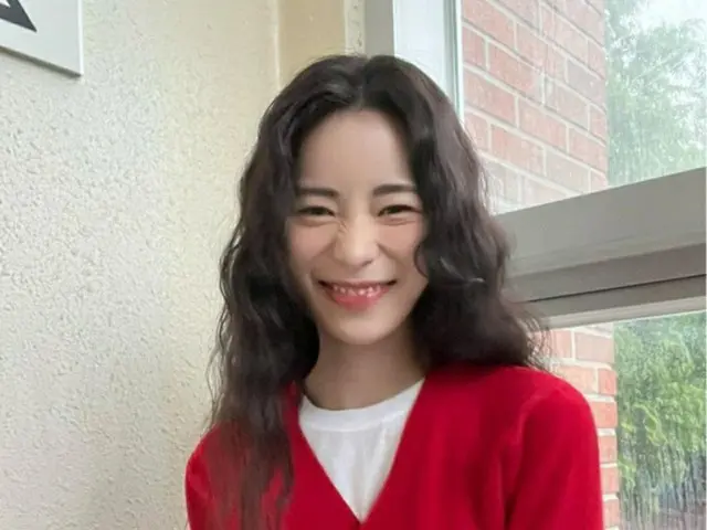 女優イム・ジヨン、 ラブリーないたずらっぽい笑顔…どんな表情もきれいだね（画像提供:wowkorea）