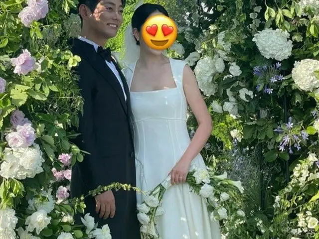 歌手Tei、美しい新婦とゴルフ場で挙式…現場が公開（画像提供:wowkorea）