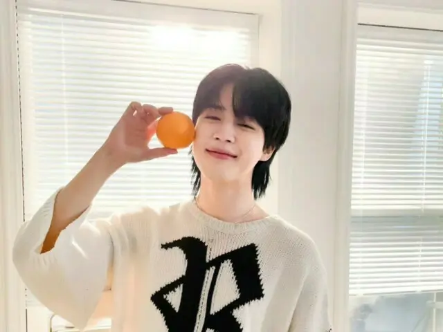 「BTS(防弾少年団)」JIMIN、みかんのように甘酸っぱくてまぶしい笑顔