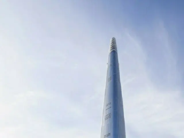 韓国ロッテグループの持株会社である「ロッテ持株」の本社があるロッテワールドタワー（画像提供:wowkorea）