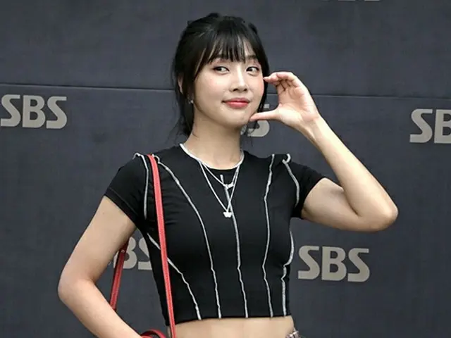 K-POPアイドルが広めた流行ポーズ！（画像提供:wowkorea）