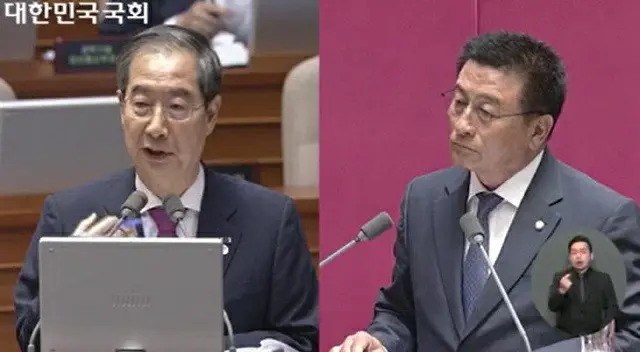 韓国野党“共に民主党”の尹才鉀議員（右）と韓悳洙首相（画像提供:wowkorea）