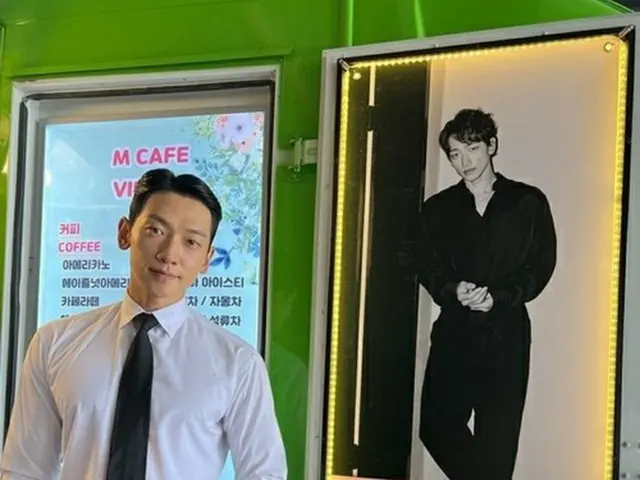 Rain（ピ）、女優イ・ハニから贈られたコーヒーワゴンのプレゼントを披露（画像提供:wowkorea）