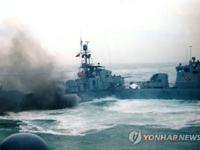 第1延坪海戦当時、作戦を行う韓国海軍の高速艇（同軍提供）＝（聯合ニュース）≪転載・転用禁止≫