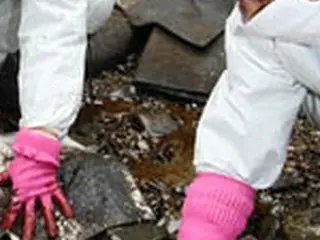 原油流出の泰安、住民の7割が「自殺衝動感じた」
