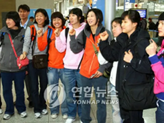 世界最終予選に向け渡仏前のハンドボール女子韓国代表＝（聯合）