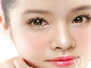歌手チョン・ヨンロクの娘“チョン・ボラム”　化粧品モデルでデビュー