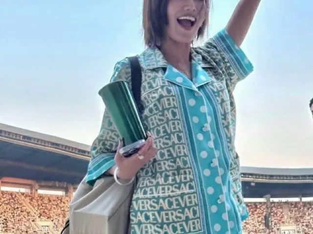 「少女時代」スヨン、約束の服を着てブルーノ・マーズ韓国公演に…感動の涙（画像提供:wowkorea）