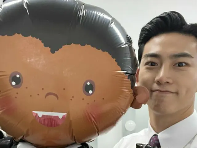 「2PM」オク・テギョン、出演ドラマ「ハートビート」のビハインドカットを大放出