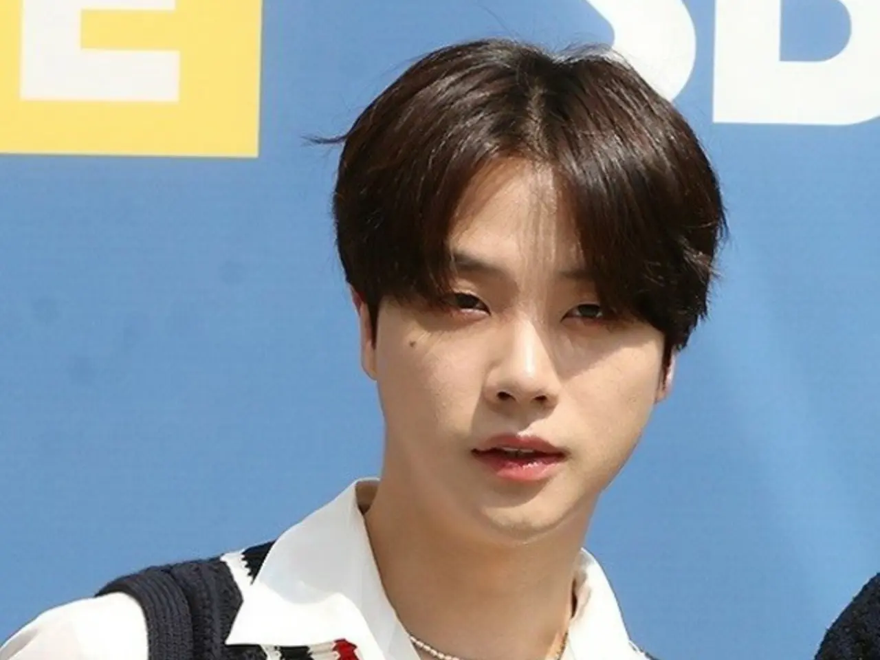 iKON」ジナン、20日に入隊！グループ初…「誠実に服務をしすぐに戻って