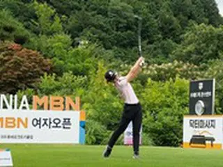 ＜女子ゴルフ＞昨年アジアアマランク1位の新人ファン・ユミン、初優勝…ルーキー同士のプレーオフ制す＝「大有WINIA・MBN女子オープン」