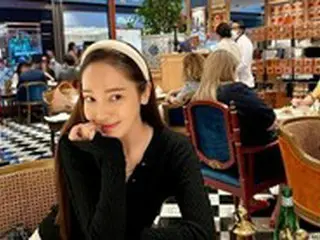 “中国ガールズグループに挑戦”ジェシカ（元少女時代）、美貌に磨きのかかった近況ショット…“クアンク”の女神が降臨