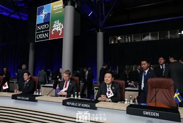 韓国の尹錫悦大統領（前列右）は12日、リトアニアで開催されたNATOサミットに出席した（画像提供:wowkorea）