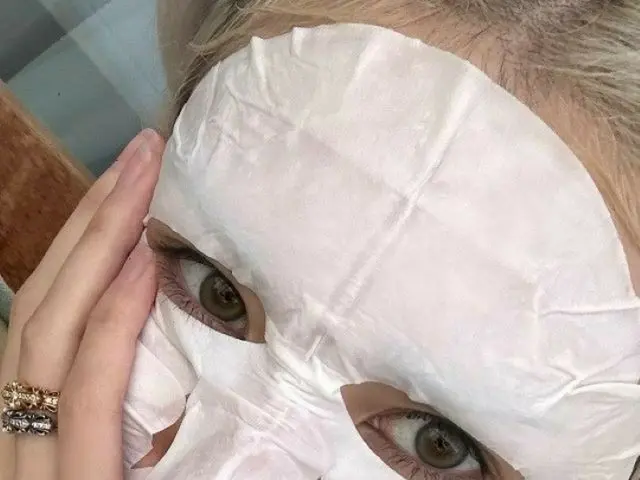 “いじめ被害告白”歌手チョン・ソミ、フェイスパックをつけてもこんなにキレイだなんて…日常がグラビア（画像提供:wowkorea）