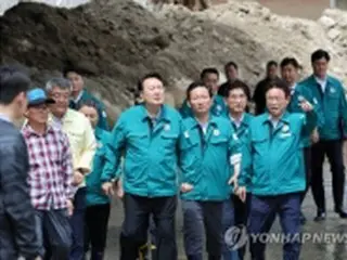 尹大統領　大雨被害の現場を視察