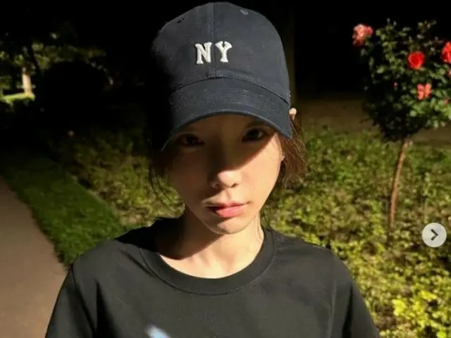 「少女時代」テヨン、夜でも輝く童顔美貌（画像提供:wowkorea）