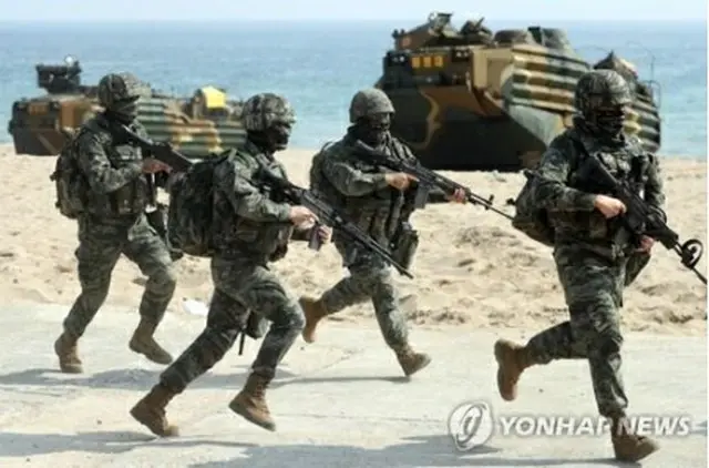 ２０２３年３月に浦項で行われた韓米合同上陸訓練「双竜訓練」の様子（資料写真）＝（聯合ニュース）