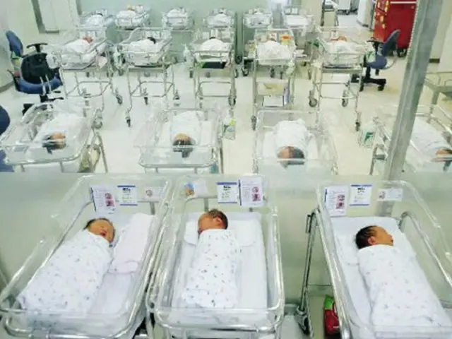 韓国では、ことし5月の出生児数が1万8000人台にとどまった（画像提供:wowkorea）