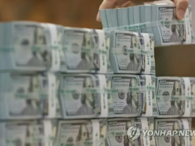 米ドル紙幣（資料写真）＝（聯合ニュース）