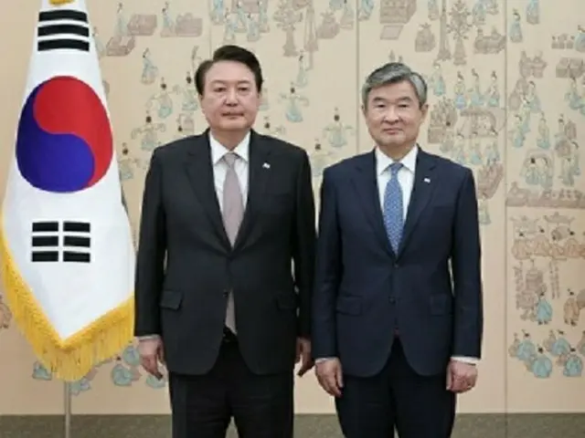 韓国の尹錫悦大統領と趙太庸国家安保室長（右）（画像提供:wowkorea）