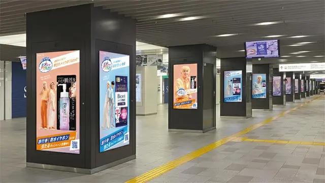 「INI」の巨大屋外広告が東京＆大阪をWジャック！「ビオレでまる1日アクティブ！」キャンペーン屋外広告掲出開始（画像提供:wowkorea）
