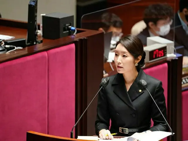 姜仙祐、共に民主党報道官(画像提供:wowkorea)