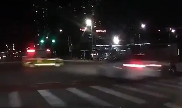 患者移送中の救急車、乗用車と追突…1人死亡6人負傷＝韓国忠南（画像提供:wowkorea）