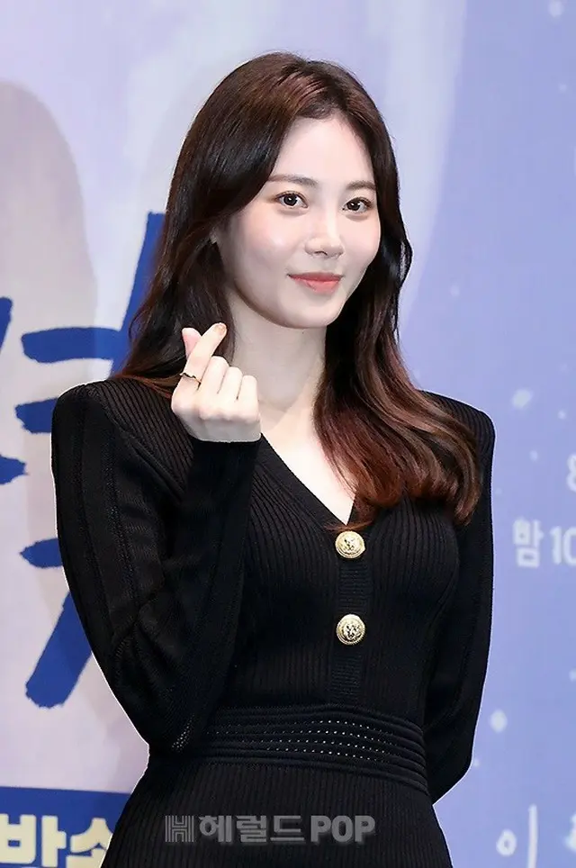 JTBC新ドラマ「この恋は不可抗力」の制作発表会に出席した「Girl’s Day」ユラ(画像提供:wowkorea)