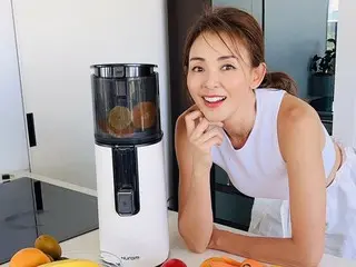 ”サランちゃんママ”モデルSHIHO、さすがトップモデル…ヨガのスタイルも完璧