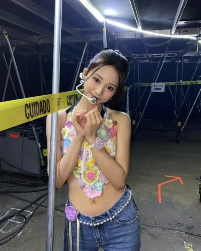 「TWICE」ツウィ、アリのような細いウエスト…清純Xセクシー全部持ってるね2