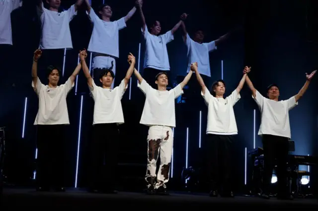 ※ライブ写真はパシフィコ横浜公演の写真。