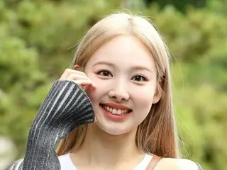 JYP、「TWICE」ナヨン母の債務不履行訴訟に「活動とは無関係…名誉毀損の法的対応」