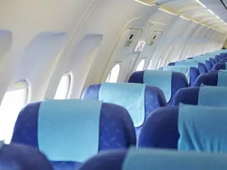 「男の隣に座りたくない」航空機の有料席を占領して乱暴＝韓国