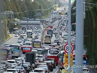 中秋節連休のＵターンラッシュ　渋滞ピークは午後３～４時＝韓国