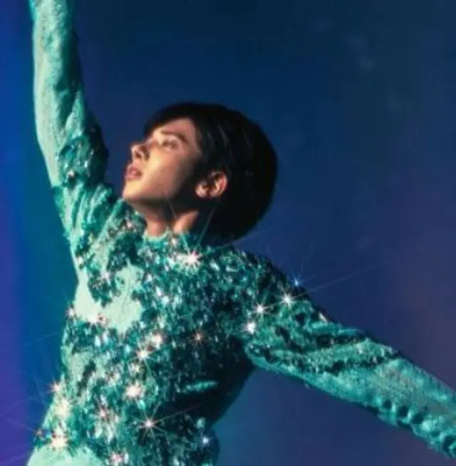 カムバック「TOMORROW X TOGETHER(TXT)」、 ニューアルバム「GRAVITY」バージョンフォト公開…現実に向かう滑降の瞬間