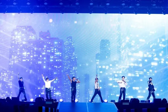 約7年ぶり完全体での来日公演を果たした「2PM」12撮影:石井亜希