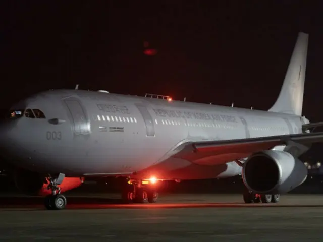 自衛隊輸送機で韓国人19人もイスラエルから避難＝韓国報道
