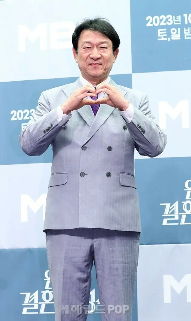 キム・ウンス