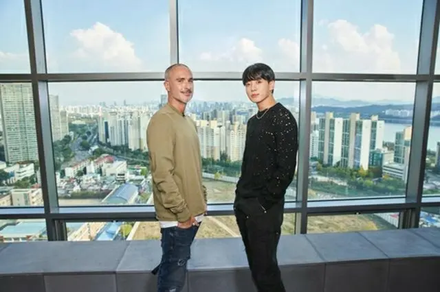 ＪＵＮＧ　ＫＯＯＫ（右）とゼイン・ロウ（アップルミュージック提供）＝（聯合ニュース）≪転載・転用禁止≫