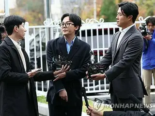 イ・ソンギュンとＧドラゴンの薬物疑惑捜査　「無理に進めていない」＝韓国警察