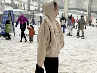 女優ソン・テヨン、娘と米国スキー場での近況写真を公開