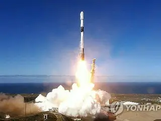 韓国軍初の偵察衛星打ち上げ成功　地上と交信